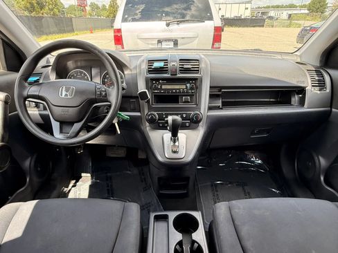 Used 2011 Honda CR-V LX image 3