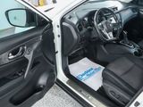 Used 2019 Nissan Rogue SV w/ Premium Package image 3