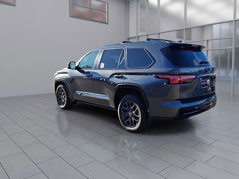 New 2026 Toyota Sequoia Platinum image 9