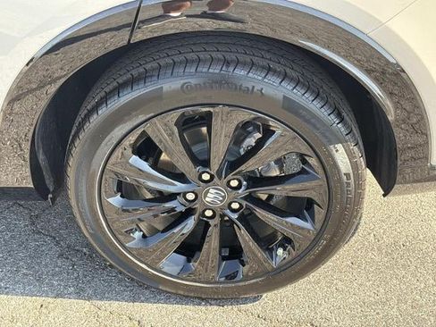 Used 2026 Buick Envista Sport Touring w/ Studio Series FWD image 30