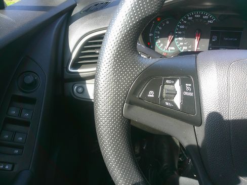 Used 2020 Chevrolet Trax LS w/ Tint and Cruise Package image 22