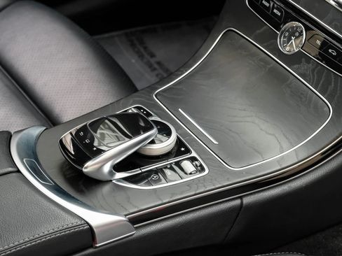 Used 2015 Mercedes-Benz C 400 4MATIC image 24