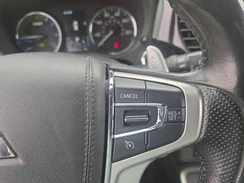 Used 2022 Mitsubishi Outlander LE AWD/4WD image 24