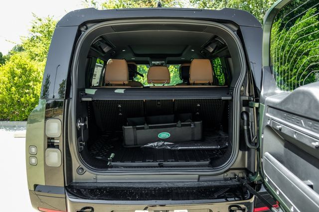 New 2026 Land Rover Defender 110 X-Dynamic SE AWD/4WD image 65