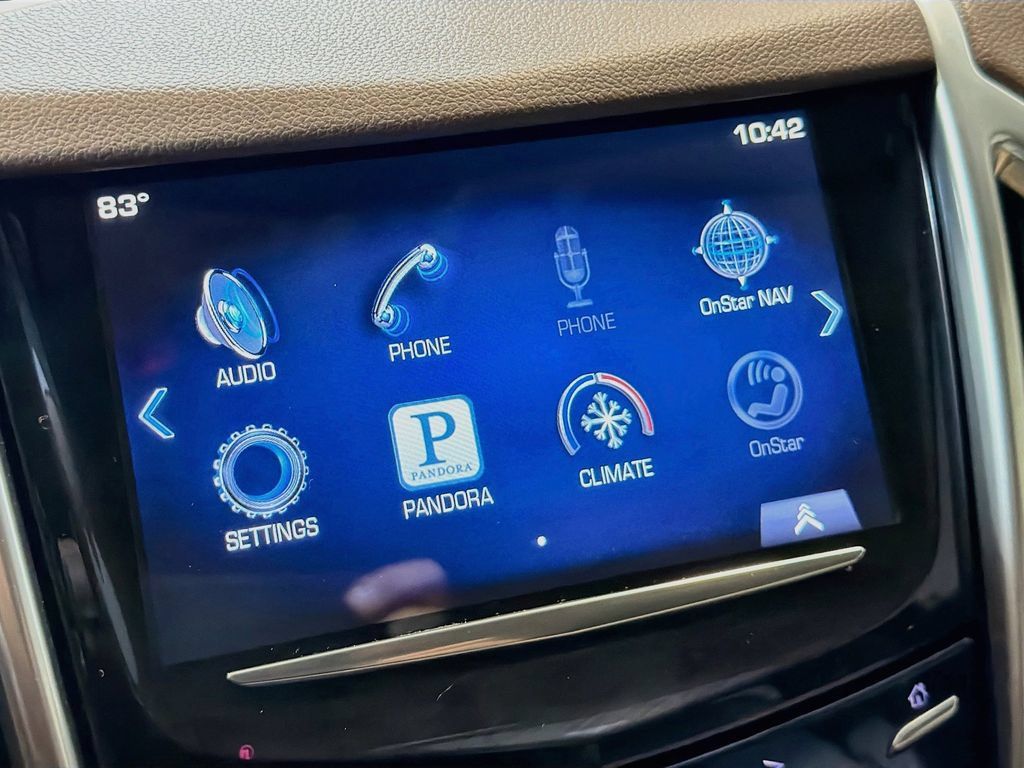 Used 2014 Cadillac SRX Luxury AWD/4WD image 16