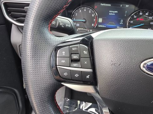 Used 2022 Ford Explorer ST-Line w/ Class IV Trailer Tow Package image 29