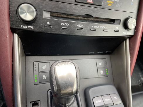 Used 2018 Lexus IS 300 w/ Accessory Package 2 image 19