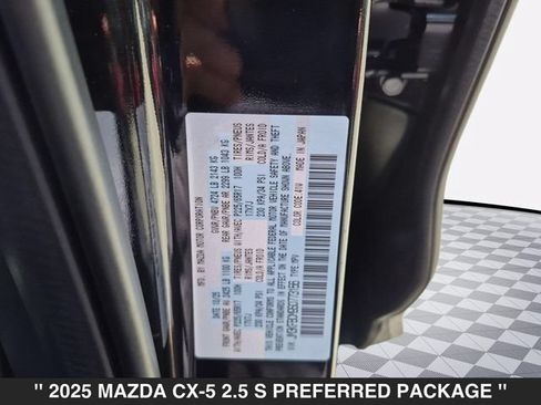 Used 2025 MAZDA CX-5 AWD 2.5 S w/ Preferred Package image 38