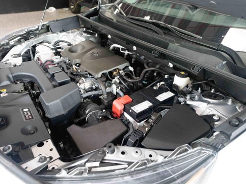 Used 2024 Toyota RAV4 LE FWD image 33
