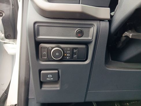 Used 2024 Ford F150 XLT AWD/4WD image 24