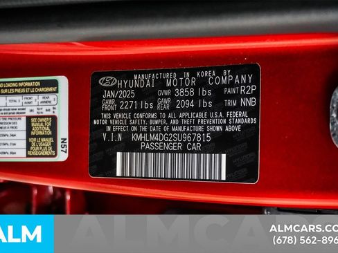 Used 2025 Hyundai Elantra Sport FWD image 56