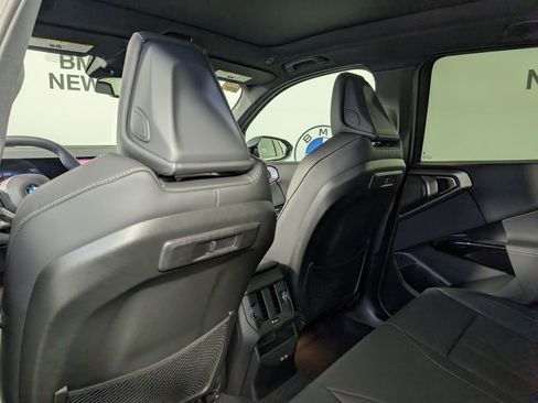 New 2026 BMW X3 xDrive30 w/ Premium Package AWD/4WD image 14