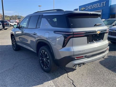 New 2026 Chevrolet Traverse LT w/ Sun and Wheel Package image 5