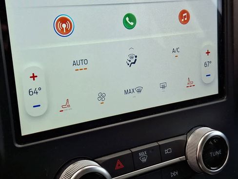 Used 2024 Ford Edge SEL image 25