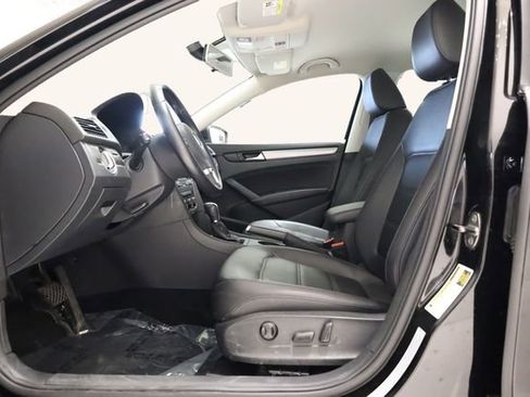 Used 2014 Volkswagen Passat 1.8T S FWD image 14
