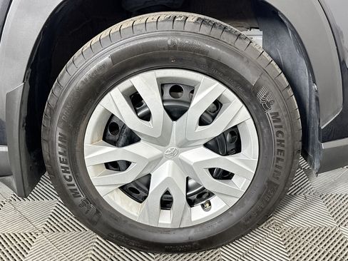 Used 2026 Toyota Corolla Cross L AWD/4WD image 29