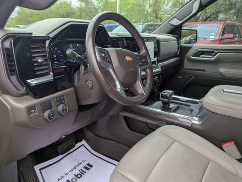 Used 2022 Chevrolet Silverado 1500 LTZ w/ LTZ Convenience Package II image 9