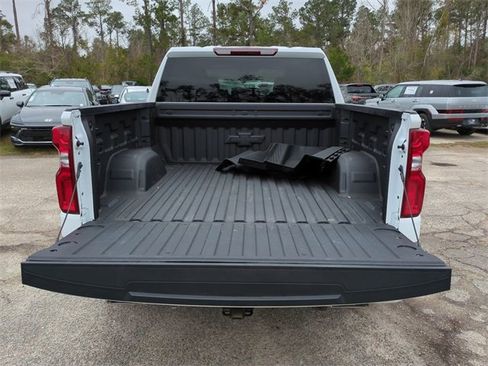 Used 2021 Chevrolet Silverado 1500 RST image 13