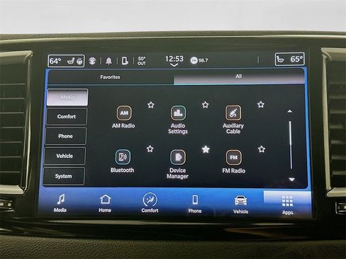 Used 2024 Chrysler Pacifica Touring-L image 19