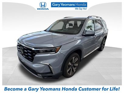 Used 2025 Honda Pilot Touring