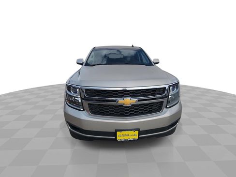 Used 2015 Chevrolet Suburban LS RWD image 6
