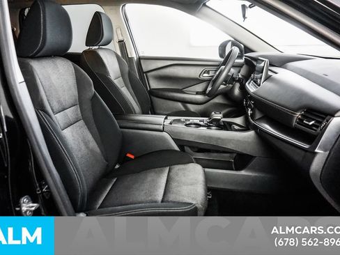 Used 2024 Nissan Rogue SV FWD image 14