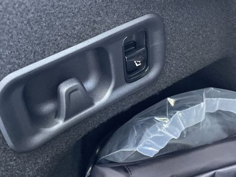 New 2026 Mercedes-Benz E 350 Sedan image 10