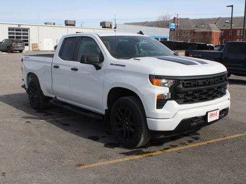 New 2026 Chevrolet Silverado 1500 Custom w/ Rally Edition image 3