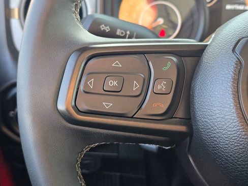 Used 2025 Jeep Wrangler Unlimited Sport AWD/4WD image 25