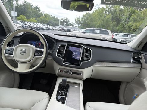 Certified 2023 Volvo XC90 B5 Plus w/ Protection Package Premier AWD/4WD image 30