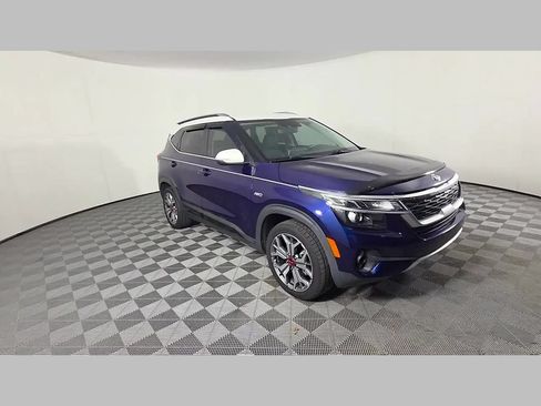 Used 2021 Kia Seltos S AWD/4WD image 34