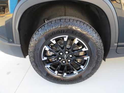 New 2026 Chevrolet Traverse Z71 w/ Enhanced Driving Package AWD/4WD image 10
