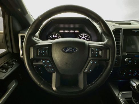 Used 2019 Ford F150 XLT w/ Equipment Group 302A Luxury AWD/4WD image 11