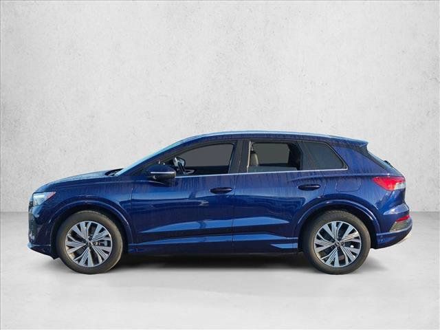Used 2023 Audi Q4 e-tron Premium Plus w/ Premium Plus RWD image 8