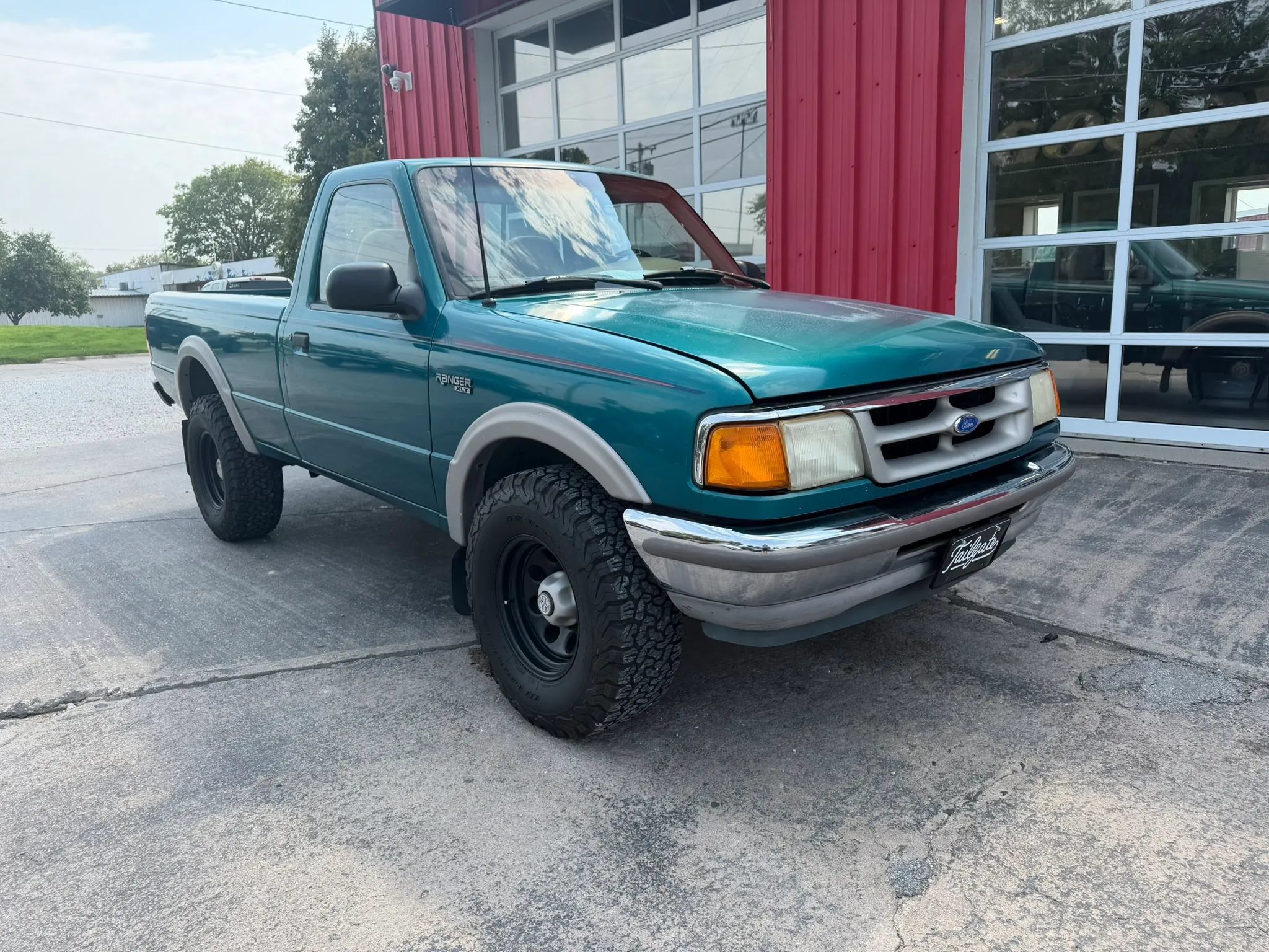 Used 1995 Ford Ranger 4x4 Regular Cab image 2