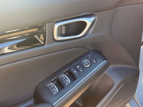 Used 2023 Honda Civic Sport Touring image 22