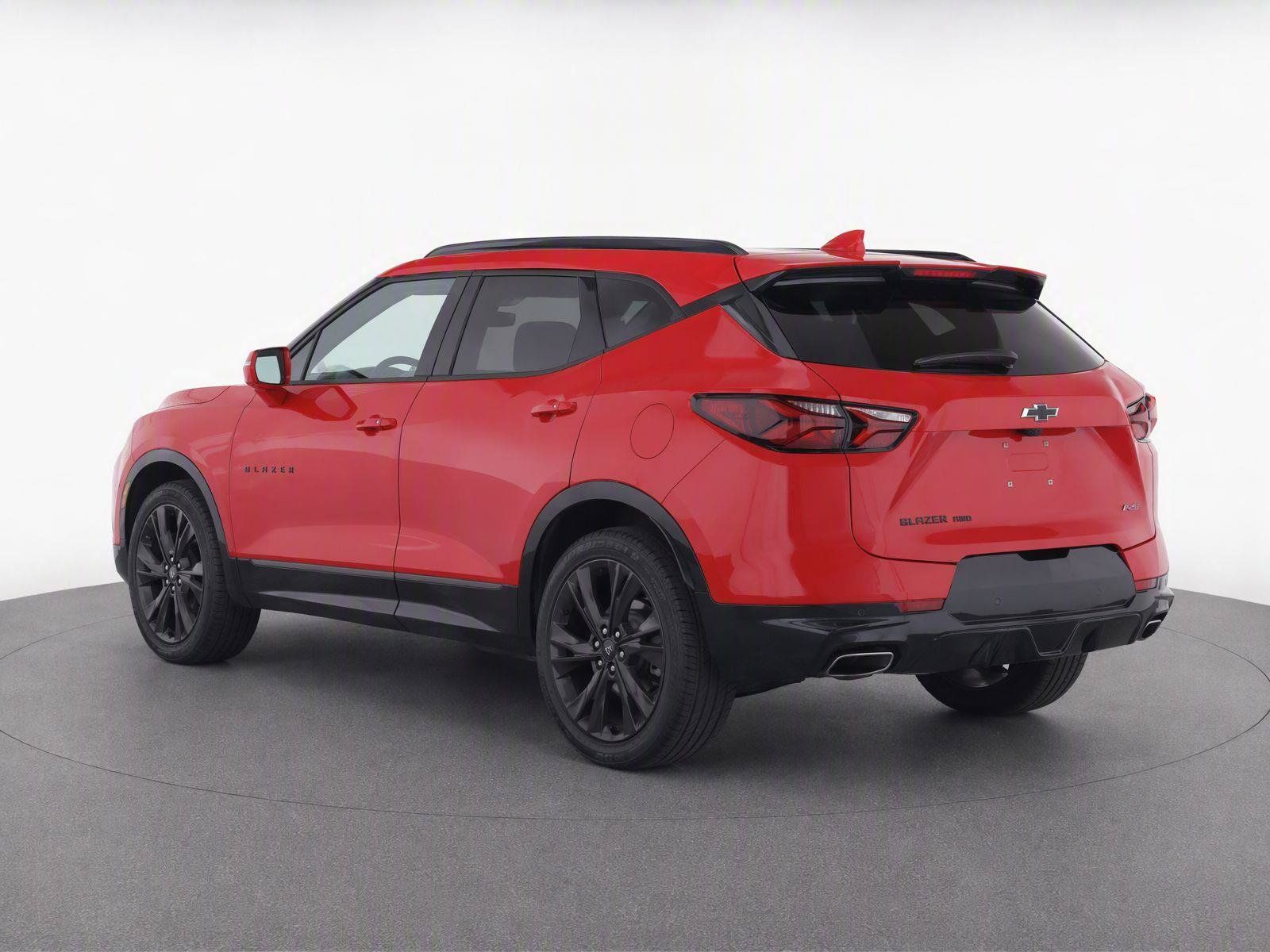Used 2021 Chevrolet Blazer RS w/ Enhanced Convenience Package AWD/4WD image 3