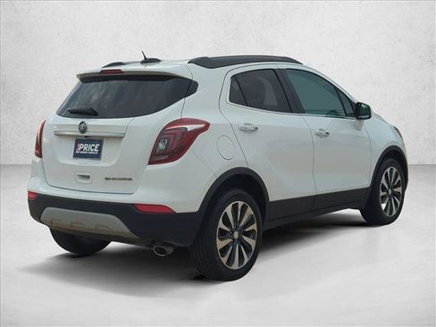 Used 2022 Buick Encore Preferred w/ Safety Package image 5
