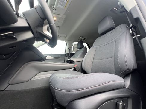 New 2026 Ford Explorer Active image 15