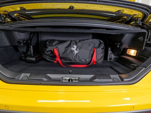 Certified 2018 Ferrari California T image 25