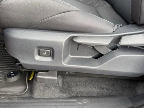 New 2026 Toyota Tacoma SR5 image 16