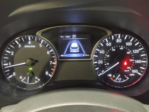 Used 2017 Nissan Pathfinder S AWD/4WD image 23