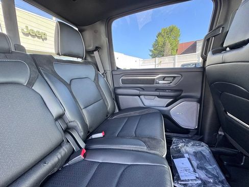 New 2026 RAM 1500 Laramie AWD/4WD image 21