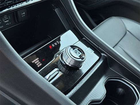 New 2025 Jeep Grand Cherokee Limited w/ Black Appearance Package image 27