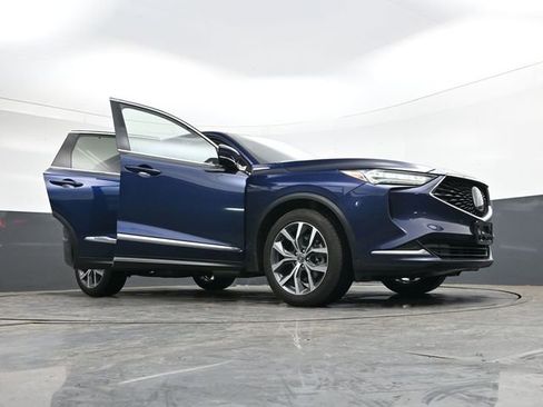 Used 2024 Acura MDX SH-AWD w/ Technology Package image 39