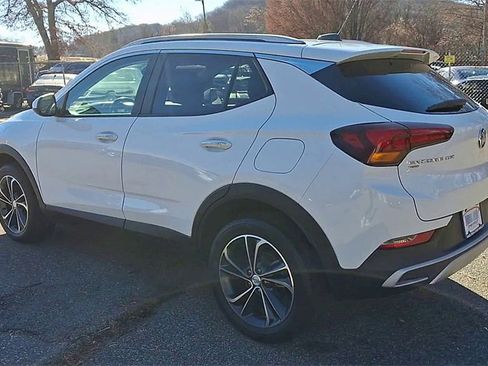 Certified 2022 Buick Encore GX Select image 6