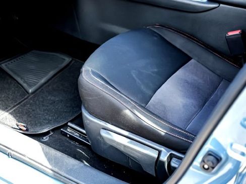 Used 2025 Nissan Sentra SR w/ Midnight Edition FWD image 23