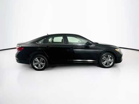 Used 2024 Volkswagen Jetta SE FWD image 10