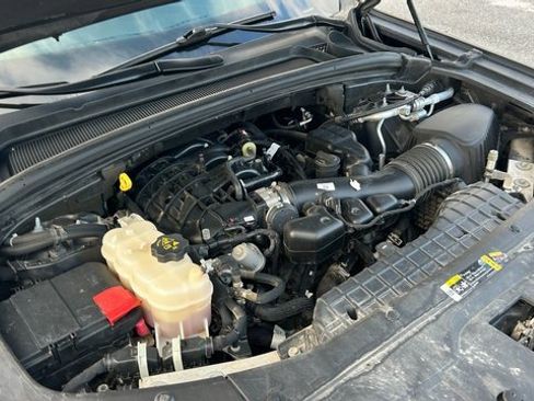 Used 2022 Jeep Grand Cherokee L Laredo image 63