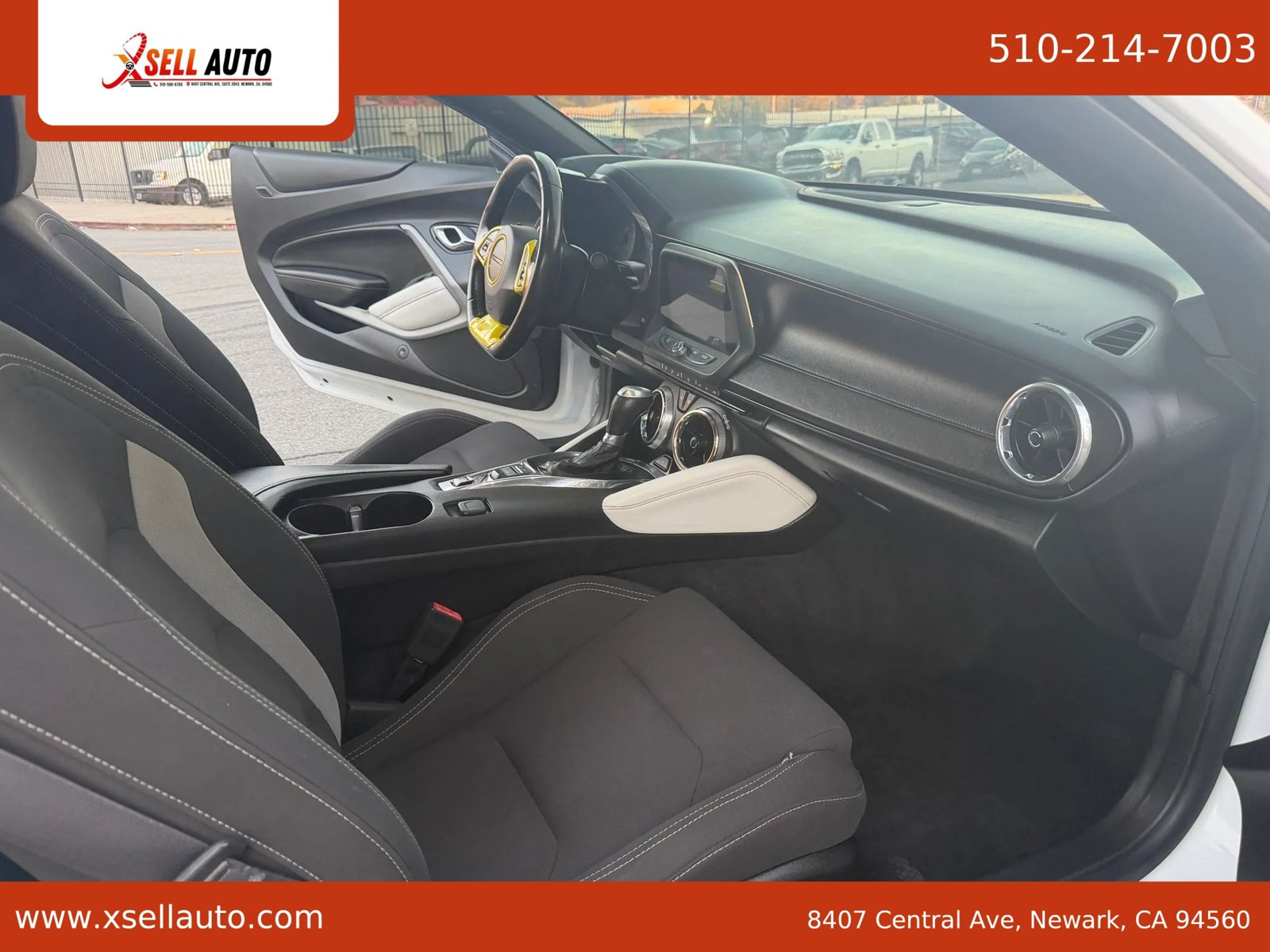 Used 2017 Chevrolet Camaro SS RWD image 8